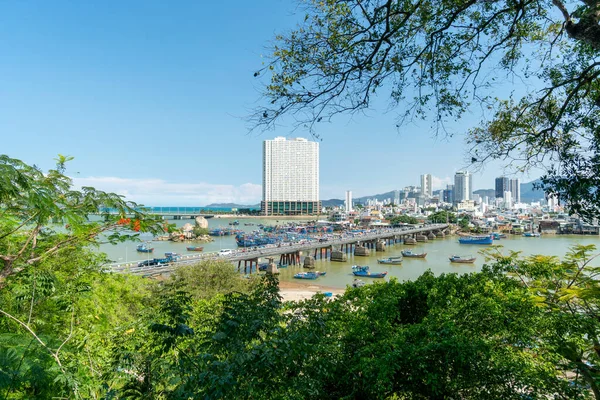Ponagar ya da Thap Ba Po Nagar, Vietnam 'ın Nha Trang kenti yakınlarında bulunan bir tapınak kulesidir.