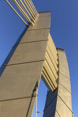 Endüstriyel Kablo destekli köprü direğinin (Betancourt Köprüsü)