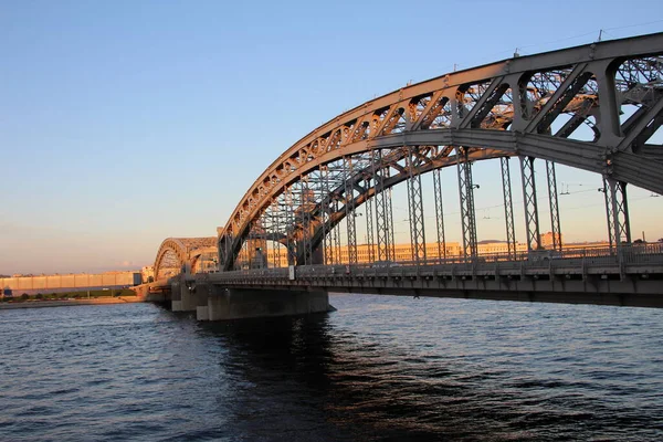 Puente Tres Tramos Con Dos Cerchas Arqueadas Atardecer Pedro Gran —  Fotos de Stock