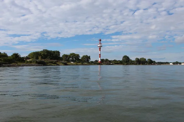 Blick Vom Wasser Auf Den Leuchtturm Auf Der Spießspitze Ostsee — Stockfoto