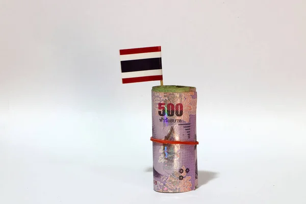 Hengerelt Bankjegy Pénz Ötszáz Thai Baht Ragaszkodni Mini Thai Zászló — Stock Fotó