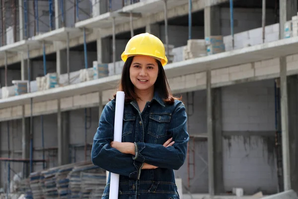 Female Civil Engineer Architect Yellow Helmet Standing Hugging Chest Project — Stock Photo, Image