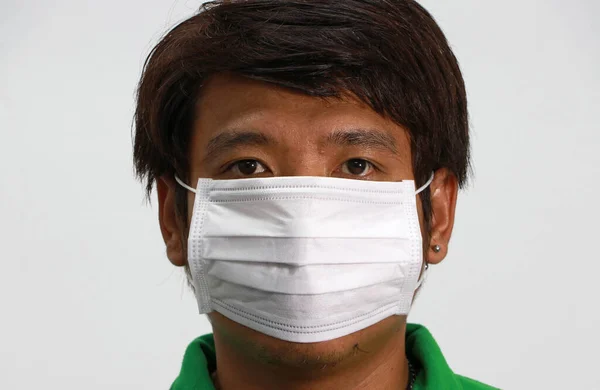 Gemaskerde Aziatische Man Voorkomt Ziektekiemen Kleine Deeltjes Virus Corona Covid — Stockfoto