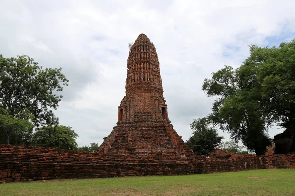 Prang Principal Phra Pagode Nas Ruínas Dos Restos Antigos Temple — Fotografia de Stock