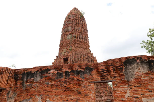 Prang Principal Phra Pagode Vista Igreja Nas Ruínas Restos Antigos — Fotografia de Stock