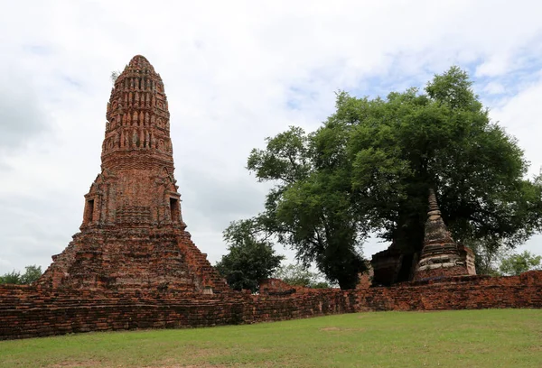 Prang Principal Phra Pagode Stupa Pequeno Lado Principal Nas Ruínas — Fotografia de Stock