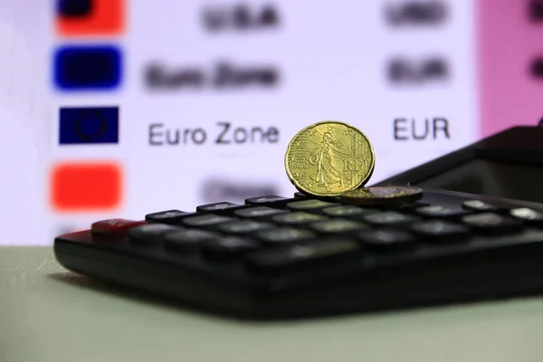 Euro Frankrike Framsidan Med Svart Miniräknare Vita Golvet Digital Styrelse — Stockfoto