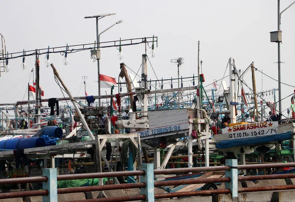 Yakarta Indonesia Mayo 2019 Muchos Barcos Pesca Atracados Puerto Más — Foto de Stock