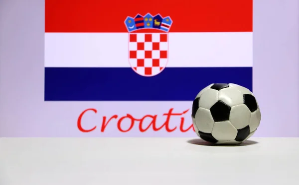 Piccolo Calcio Sul Pavimento Bianco Bandiera Nazionale Croata Con Testo — Foto Stock