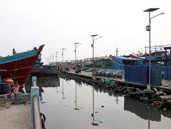 Yakarta Indonesia Mayo 2019 Puerto Que Tiene Muchos Barcos Pesqueros — Foto de Stock