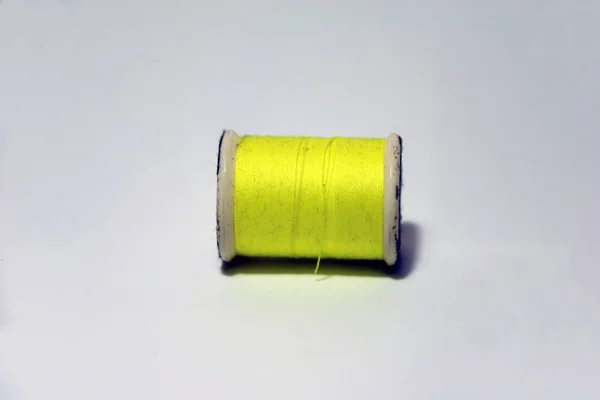 Dirty Yellow Thread Thread Roll White Background Use Already Sewing — Stock Photo, Image