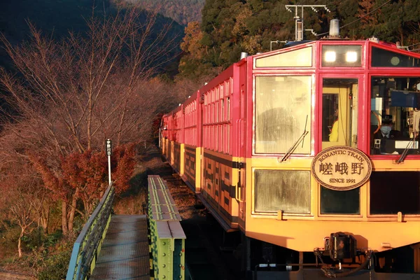 Arashiyama Kyoto Japan November 2017 Klassischer Zug Herbst Bahnhof Kameoka — Stockfoto