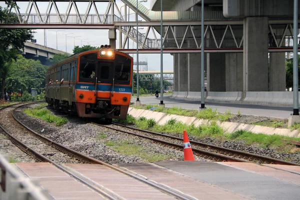 Donmuang Bangkok Thailandia Agosto 2017 Treno Interurbano Rotaia Ferrovia Dello — Foto Stock