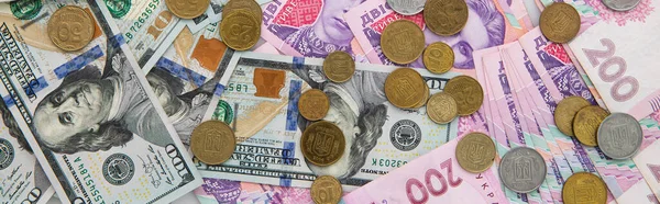 Coleção Notas Cem Dólares Duzentas Hryvnia Com Moedas Isoladas Fundo — Fotografia de Stock