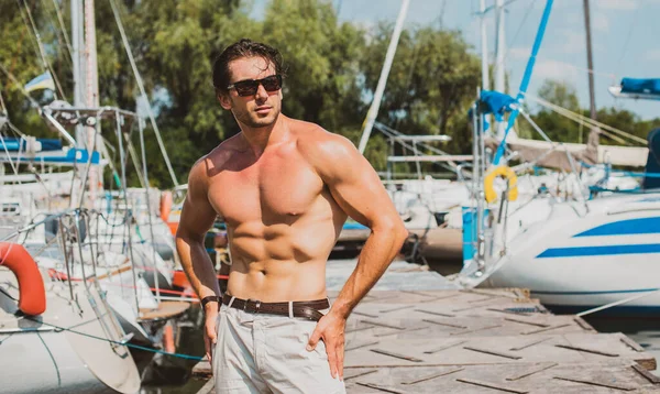 Bell Uomo Acqua Ragazzo Sexy Che Mostra Corpo Muscoloso Forma — Foto Stock