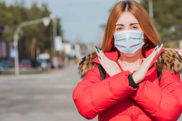 Opriţi Virusul Femeia Masca Protectie Textila Distanța Socială — Fotografie, imagine de stoc