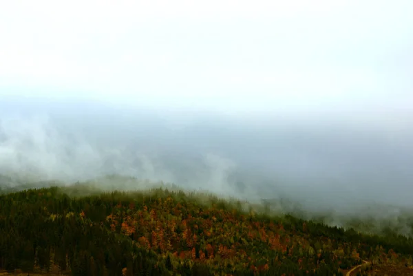 Prachtig Uitzicht Bergen Europese Vakantietijd Het Berglandschap — Stockfoto