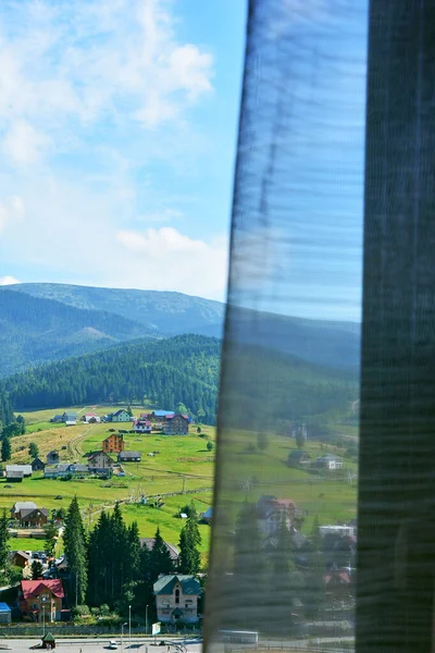 Schöne Aussicht Auf Die Berge Europäische Urlaubszeit Der Berglandschaft — Stockfoto