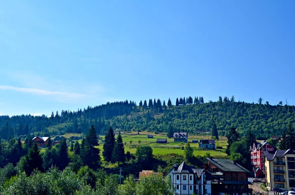 Schöne Aussicht Auf Die Berge Europäische Urlaubszeit Der Berglandschaft — Stockfoto