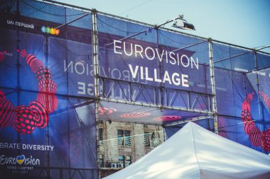 Kiev, Ukrayna, Mayıs: Avrupa sokakları. Şehir ve şehir hayatının eski mimarisi. Kiev, Ukrayna