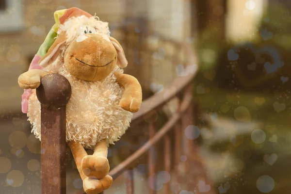 子供のおもちゃ柔らかい子羊 — ストック写真