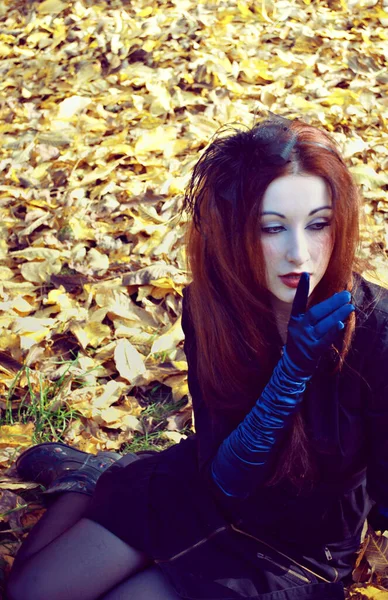 Halloween Gyönyörű Boszorkány Ünnep Jelmezek Ötletek Bulira Boszorkányság Hölgyek — Stock Fotó