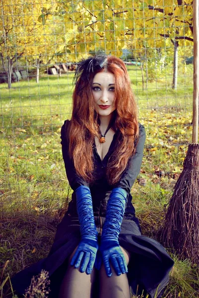 Halloween Tijd Mooie Heksenfeest Kostuum Ideeën Voor Feest Dames Hekserij — Stockfoto