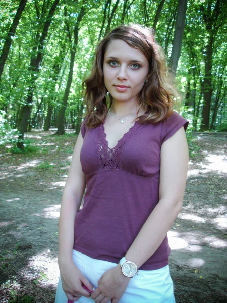 Jonge Eenvoudige Europese Meisje Student Lifestyle Tieners Portret Meisje Uit — Stockfoto