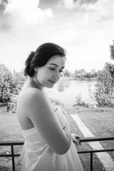 Corpo Conceito Positivo Jovem Size Mulher Aparência Árabe Vintage Preto — Fotografia de Stock