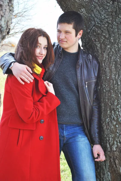 Couple Young People Embrace Street Happy See Each Other See — Stock Photo, Image