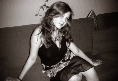 Yurtta kalan basit bir Amerikalı kız öğrenci. Öğrencilerin ve gençlerin hayatları ve evden uzak davranışları. Kendini ve gençlik tarzını bulmak.