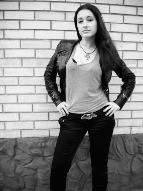 Küçük bir kasabadan sıradan bir kız, ergenler ve öğrenci yaşam tarzı. Sorunlar ve mutluluk