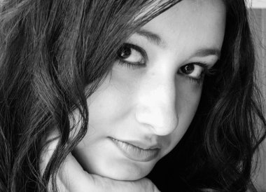 Küçük bir kasabadan sıradan bir kız, ergenler ve öğrenci yaşam tarzı. Sorunlar ve mutluluk