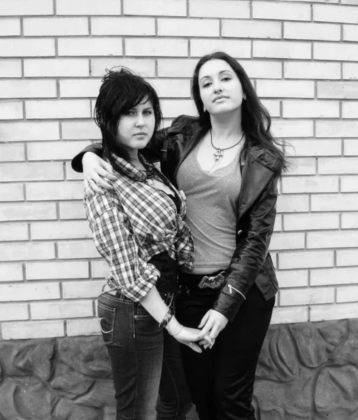 Δύο Νεαρές Έφηβες Λοατκι — Φωτογραφία Αρχείου