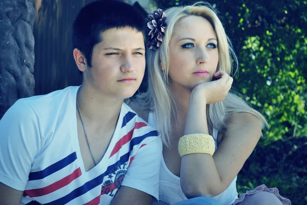 Relacionamento Casal Homem Mais Jovem Menina Mais Velha Estilo Vida — Fotografia de Stock