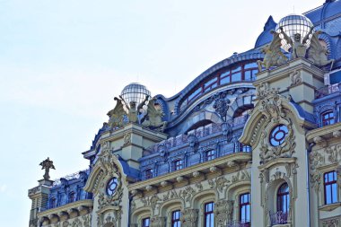 Avrupa mimarisinin ayrıntıları, Eski Avrupa 'da tatiller. İlginç görüntüler