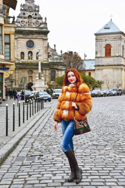 Kış tatili, tatil konsepti, şehir yürüyüşü, seyahat zamanı.