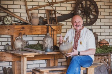 Olgun yaşlı adam hayatı, yaşam tarzı konsepti yaşlı insanlar, hayat parçaları.