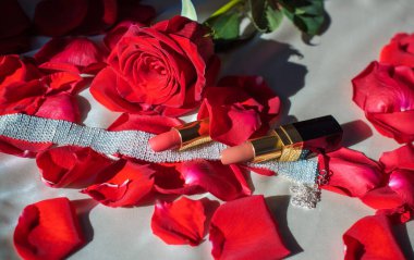 Modern güzellik trendleri, güzel kozmetikler