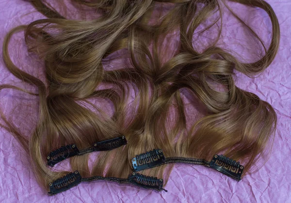 Natuurlijk Synthetisch Haar Pruik Voor Haar Haren Een Clips — Stockfoto