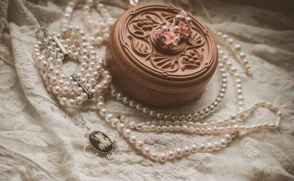 Romantic vintage jewelry and accessories, beauty details