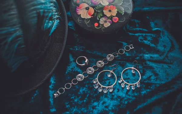 Gothic Vintage Κοσμήματα Και Αξεσουάρ Λεπτομέρειες Ομορφιάς — Φωτογραφία Αρχείου