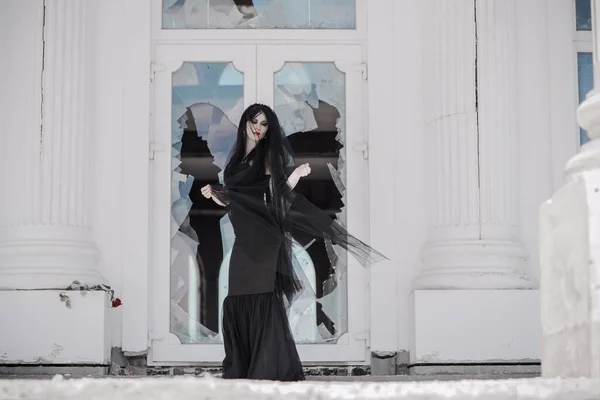 Gotische Bruid Zwarte Jurk Sluier Met Roos Donkere Bruid Ideeën — Stockfoto