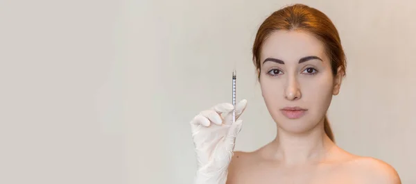 Natural Look Young Woman Gets Cosmetic Injection Doctors Hands Making — Stock Photo, Image