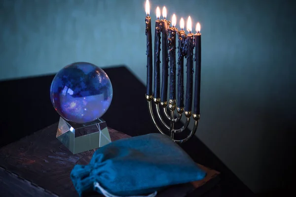 Magische Kristallkugel Wahrsagerin Liebesgeschichte Esoterisches Konzept Mystische Szene Mit Kerzen — Stockfoto