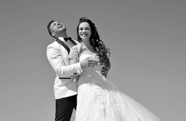 Büyülü düğün anları, aşk hikayesi, mutlu evlilikler. Düğün stili detaylar, elementler ve güzellikler 