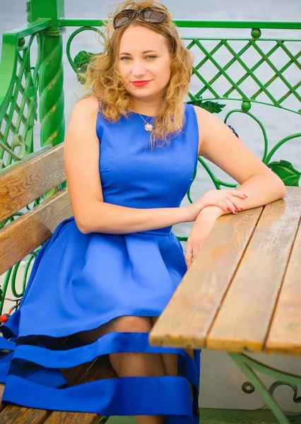 Blond Hair Curly Woman Size European Appearance Blue Retro Dress — Stock Photo, Image