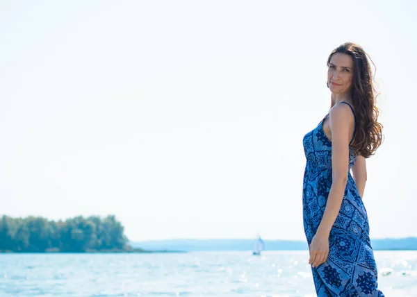 Mujer Madura Vacaciones Descanso Naturaleza Estilo Vida Mujer Mediana Edad — Foto de Stock