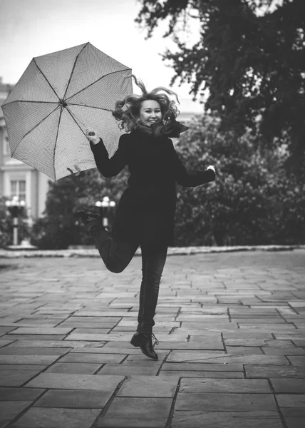 Life Young Size Woman European City Walks Autumn Day — Stock Photo, Image