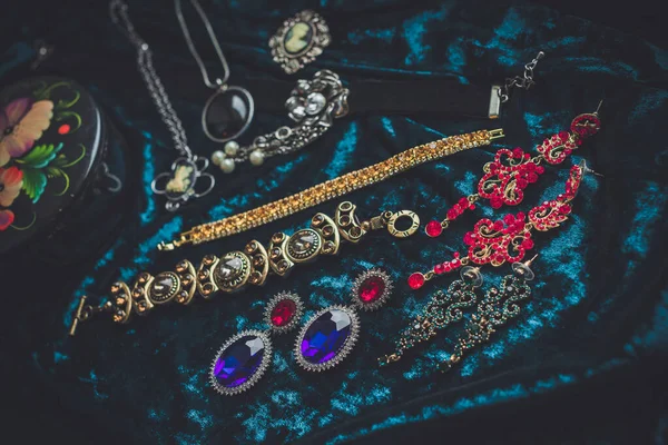 Vintage Chiude Bijouterie Accessori Fantasia Dettagli Piuttosto Alla Moda — Foto Stock